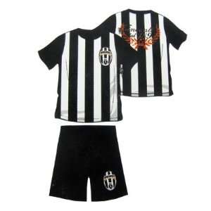  Juventus FC. Childrens Pyjamas 5/6years