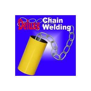   Chain Welding w/Chain Street Magic Trick Closeup 