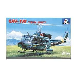  Italeri 1/72 UH 1N Twin Huey USN Toys & Games