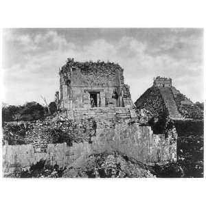  Archaeological excavations,pre Columbian ruins,temple 