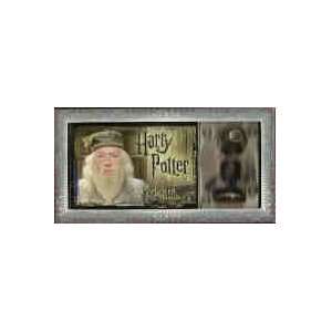  Harry Potter Postcard Book with Limited Edition Dumbledore 