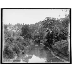 Baraboo River near Ablemans,distant view 