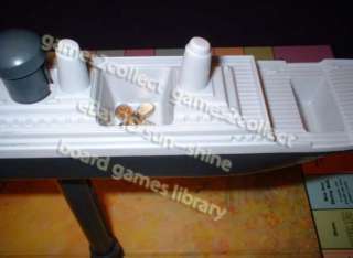 Raise the Titanic board game 1987 by Hoyle Products US  