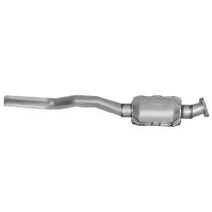  Benchmark BEN81311 Direct Fit Catalytic Converter (CARB 