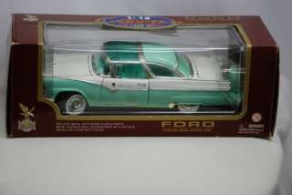 18 Collection Ford Fairlane Crown Victoria 1955  