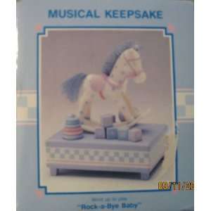  Musical Keepsake Wind up Rock a Bye Baby Music Box Hallmark Baby
