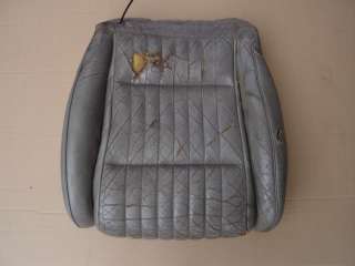 1987  1993 MUSTANG GRAY LEATHER DRIVER SEAT BOTTOM HALF  