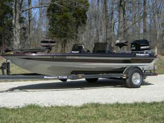   TRAILER + ELECTRONICS + 150 HP XR6 GREAT CONDITION BASS BOAT  