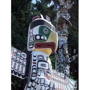 Totem Pole, Stanley Park, Vancouver, British Columbia, Canada Premium 