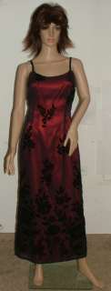   PARIS EVENING DRESS MADE FRANCE RED BLACK FULL LENGHT SIZE 6  