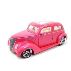  1937 FORD SEDAN PINK CUSTOM 118 DIECAST MODEL Toys 