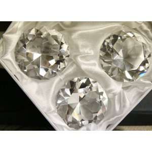  SIGNED OLEG CASSINI CRYSTAL PAPERWEIGHT SET OF 3 CLEAR 