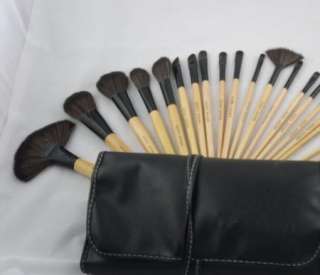 Brand New Pro 24 PCs Kits Cosmetic Brush Deluxe Make Up Set+ Roll Up 