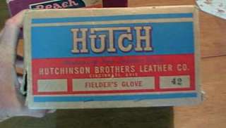 PEP YOUNG HUTCH 42 SPLIT FINGER GLOVE AND DISPLAY BOX  