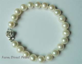 This is for a 7 long genuine 8 9mm single strand white pearl bracelet 