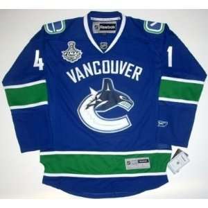  Andrew Alberts Vancouver Canucks 2011 Cup Jersey   Small 