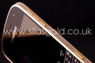 BlackBerry Bold 9900 White Unlocked with swarovski crystals 24ct Gold 