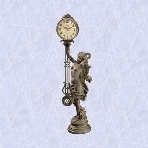  French Antique style statue clock timepiece sculpture 