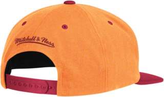   Buccaneers Mitchell & Ness Throwback Arch w/Logo Snapback Hat  