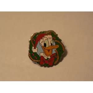  Disney Trading Pin Donald Duck In a Christmas Wreath WDW 