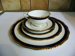 ROYAL DOULTON TALBOT 5 PIECE PLACE SETTING DISCONTINUED 1960 EXCELLENT 