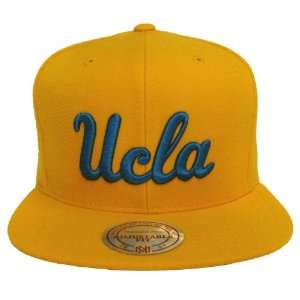  UCLA Bruins Logo Wool Mitchell & Ness Snapback Cap Hat 