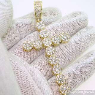 18k Gold Finish Top Quality Simulated Diamond Clusters Cross With 
