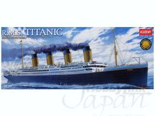 Academy RMS Titanic Ship model kit 1/400  