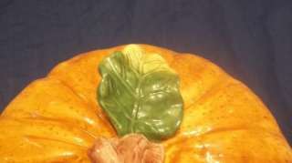 Cooks Club Pumpkin Pie Cover Dish Ceramic Vine Leaf  