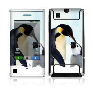  Motorola Devour Skin Decal Sticker   Happy Penguin 