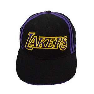   Mens Nike NBA Las Angeles Lakers Cap Hat   Medium