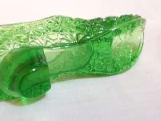 Vintage FENTON Green glass shoe or boot  