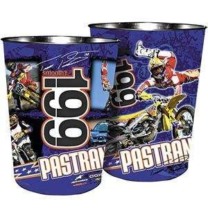  Smooth Industries Metal Trash Can     /Pastrana 