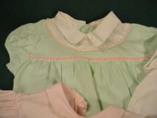 LOT OF VINTAGE BABY / DOLL CLOTHES LITTLE DRESSES VERY CUTE  