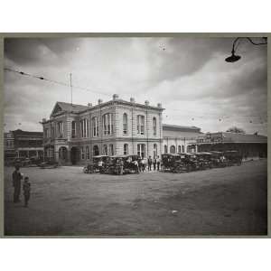  City market (?),Laredo,Webb Co.,TX,cars parked,c1925