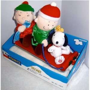    Peanuts Charlie Brown Christmas Snoopy Musical Sleigh Toys & Games