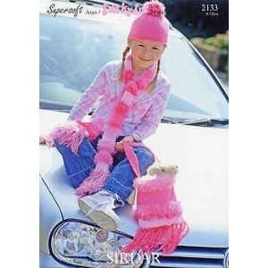  Sirdar Knitting Patterns 2133 Funky Fur and Supersoft Aran 