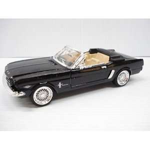   Die Cast 1964 1/2 Ford Mustang 1/24 Scale   Black Toys & Games