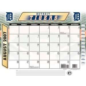 Detroit Tigers 2007   2008 22x17 Academic Desk Calendar  