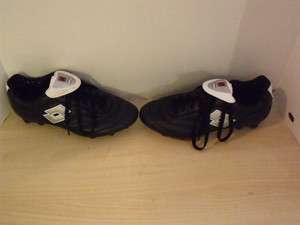 Mens Lotto Black Soccer Shoes Cleats Size 10  