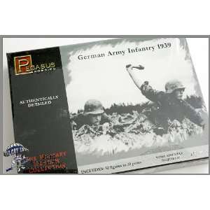  German Army Infantry (42 figures) 172 Pegasus 7499 Toys & Games