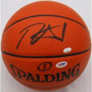  Autographed Blake Griffin Basketball   PSA/DNA 