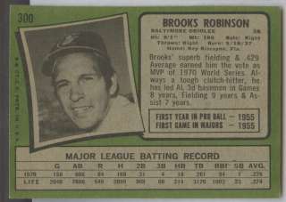 You are buying a 1971 Topps card #300 of Brooks Robinson. This card is 
