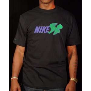 Nike Mens Skate Boarding SB Blender T Shirt Black Size L  