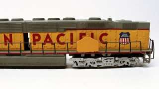 Bachmann HO Scale Union Pacific 6922 DD40 AX Diesel Locomotive Engine 