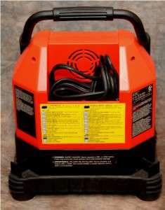 BLACK & DECKER BC25EB AUTOMATIC BATTERY CHARGER AND ENGINE STARTER 