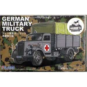  1/72 German Medic Military Truck Transporter Toys & Games