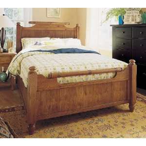  Broyhill Attic Heirlooms Feather Bed and Slats in Natural 