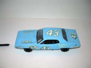 Richard Petty #43 Plymouth Roadrunner Model Car Kit Built  