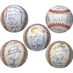  Chicago White Sox Team Signed 2005 World Series Baseball 